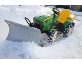 ROLLY TOYS Schneeschild Snowmaster mit Adapter für Peg Perego Traktoren